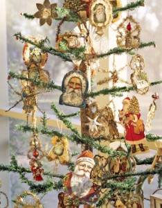 Christmas-Tree-Antique-Ornaments-HTOURS1206-de-22528090